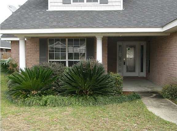 3rd image of 2631 Rosebud Dr