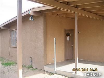 3rd image of 2901 W Christopher Dr
