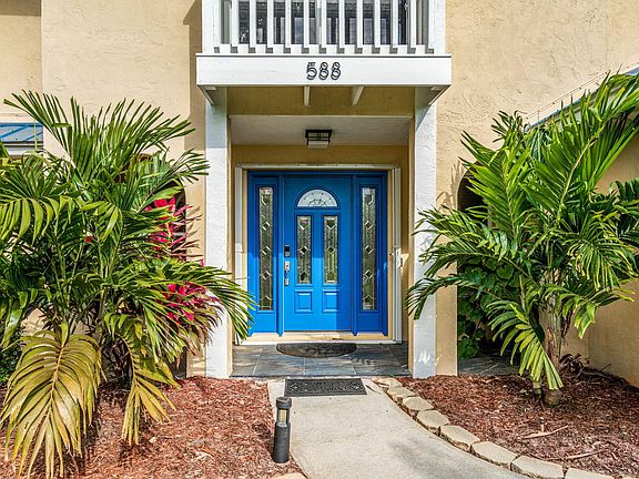 5th image of 588 Cross Creek Cir