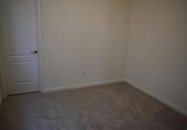4284 Lasalle Dr #2 — Photo 18