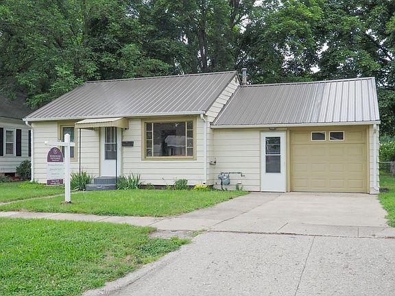 512 Center Dr-102