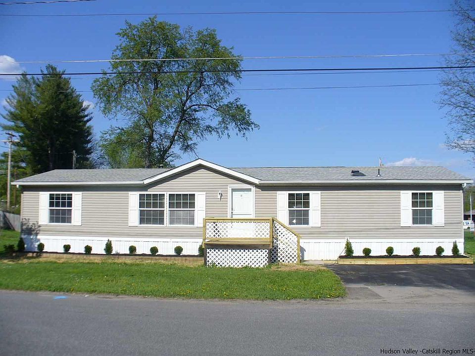 1st image of 13 Spruce St