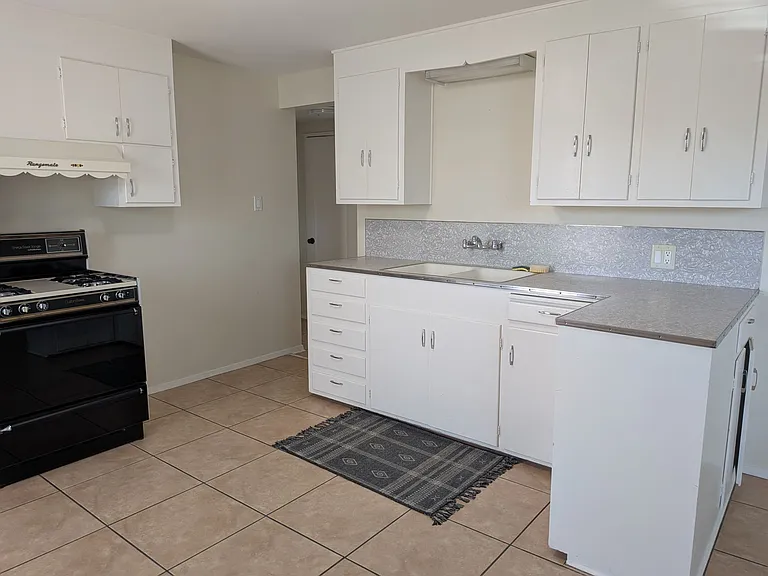 351 Franklin Dr #A — Photo 7