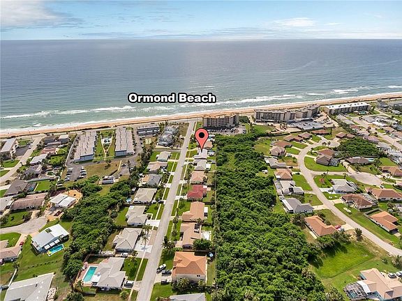 2nd image of 8 Sunny Beach Dr