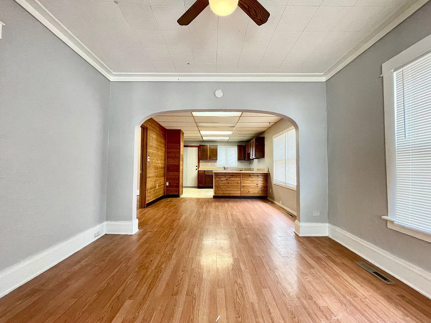 2 bed, 1.0 bath, 855 sqft, $1,175 — Photo 3