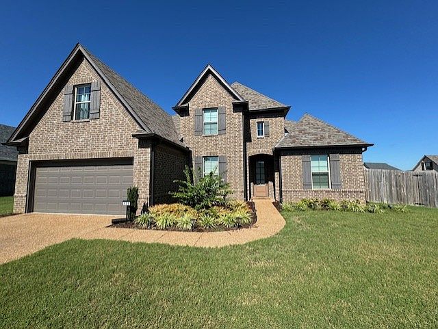 1st image of 130 Donna Lyn Dr