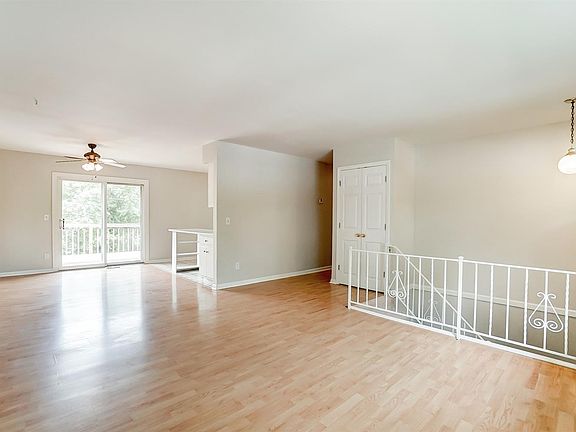 5th image of 1466 Windsong Ct
