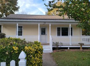 124 Windsor Ave, Colonial Heights, VA 23834