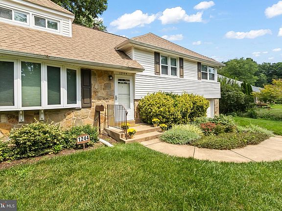 2nd image of 1244 Faun Rd