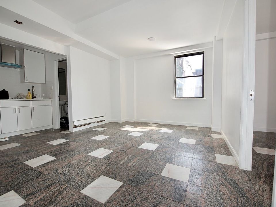 2nd image of 77 Allen St #3BB