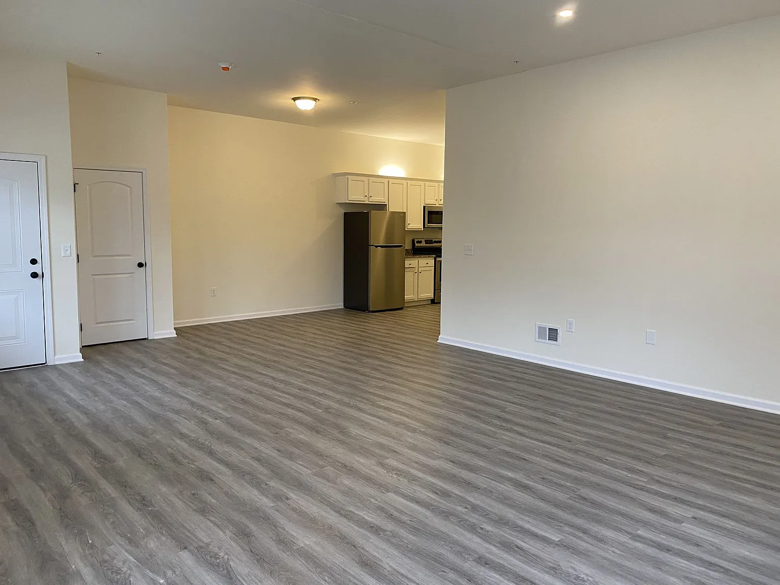 175 Troy Schenectady Road — Photo 3