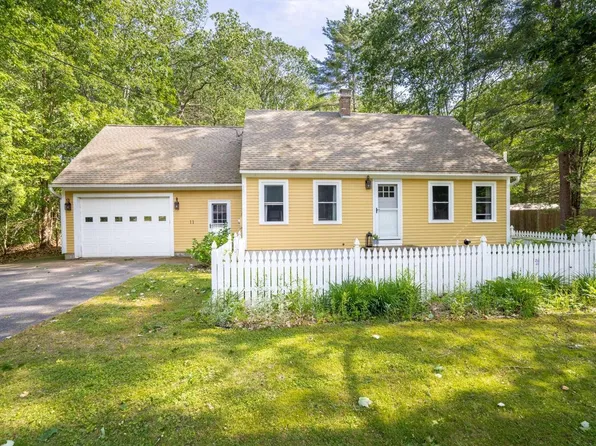 11 Mousam Ridge Road, Kennebunk, ME 04043