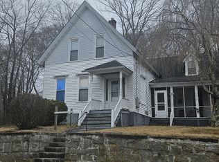 21 Mulberry St, Norwich, CT 06360