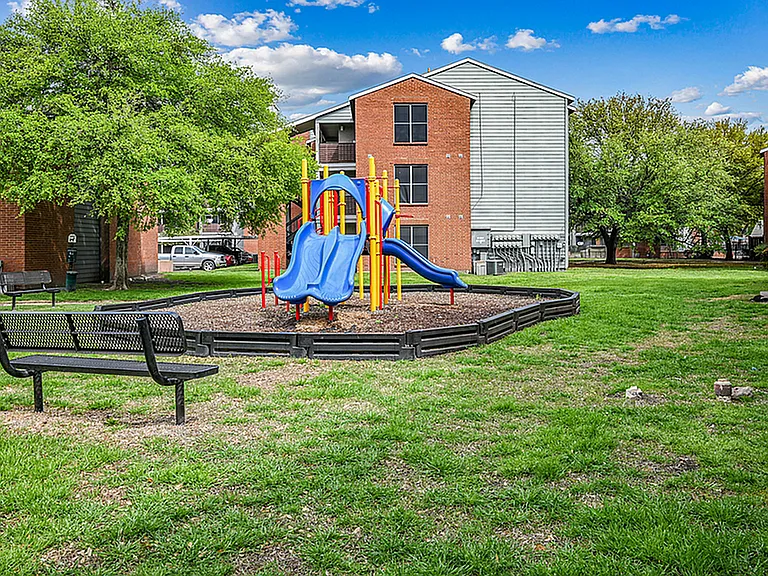 Westmoor Apartment Homes — Photo 69