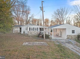 464 Castleton Ford Rd, Castleton, VA 22716