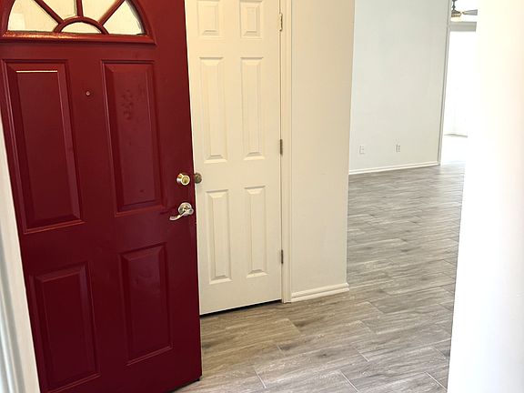 4th image of 4205 Thorn Burn Pl