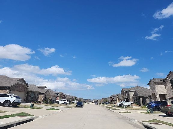 4th image of 15845 Caballero Dr