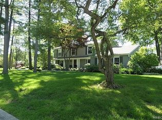 22543 Fiddlers Cv, Beverly Hills, MI 48025