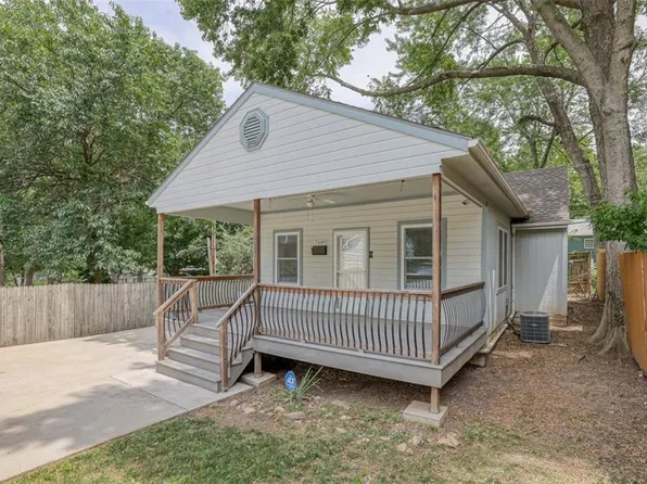7349 Belinder Ave, Prairie Village, KS 66208