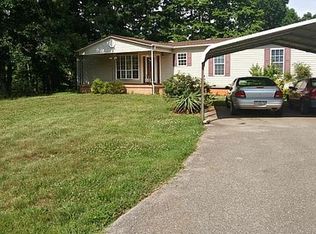 2920 Eton Rd, Hardy, VA 24101