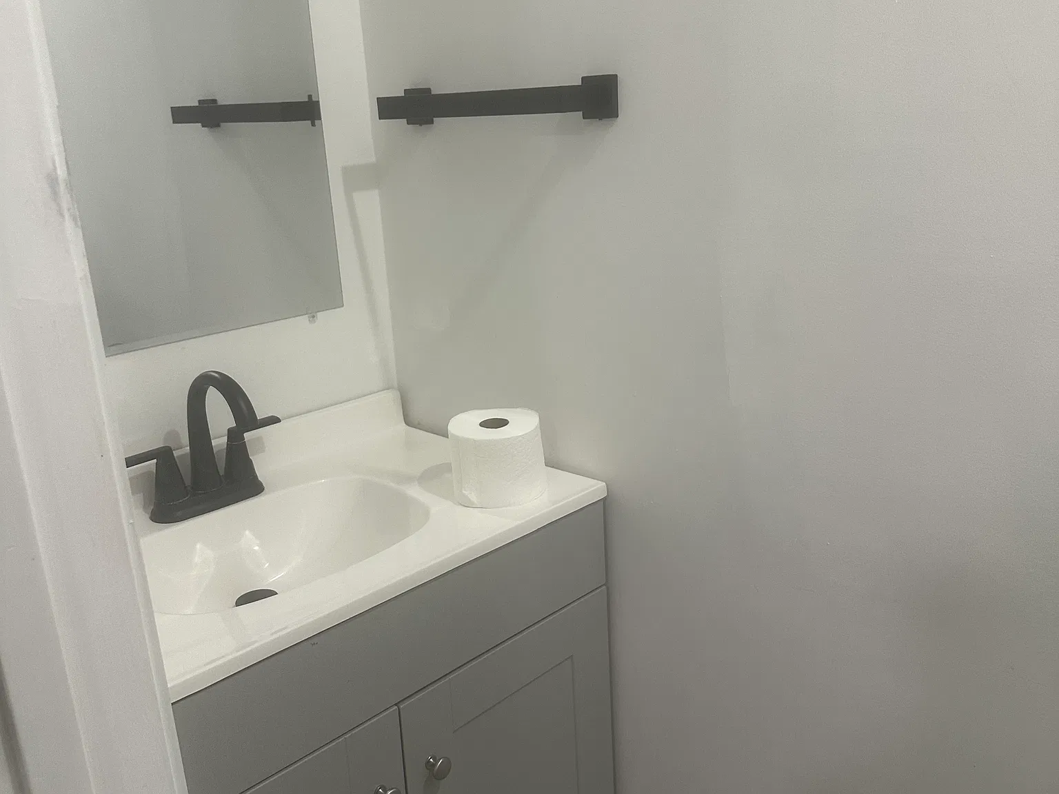 2 bed, 950 sqft, $1,250 — Photo 3