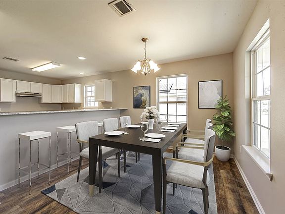 4th image of 359 Baptiste Cir