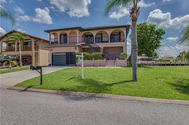 1st image of 5822 Beverly Dr
