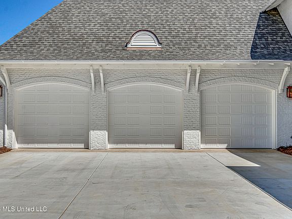 4th image of 103 Lamour Point