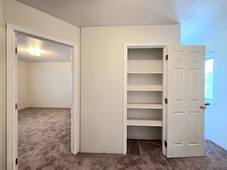 1407 Maple St — Photo 13