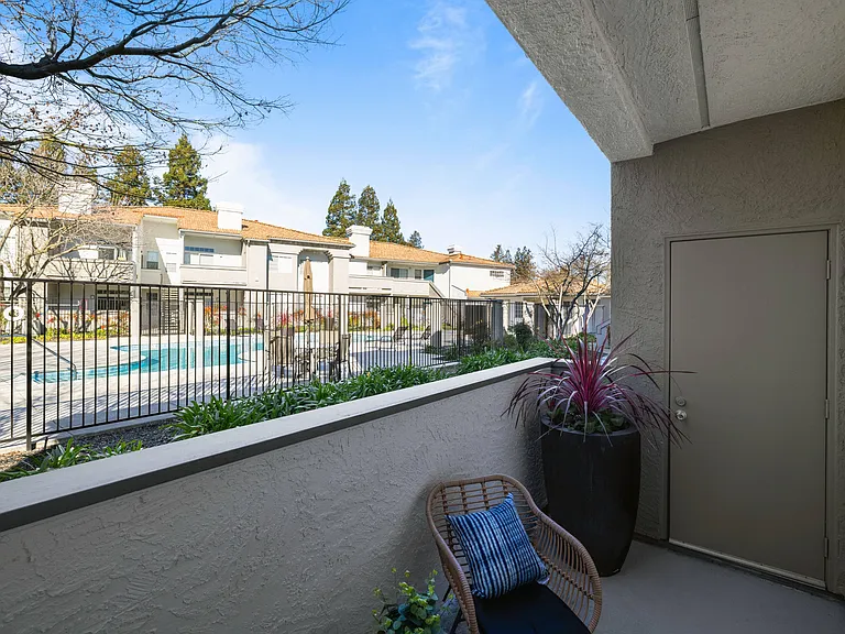 Terra at Portola Park — Photo 15