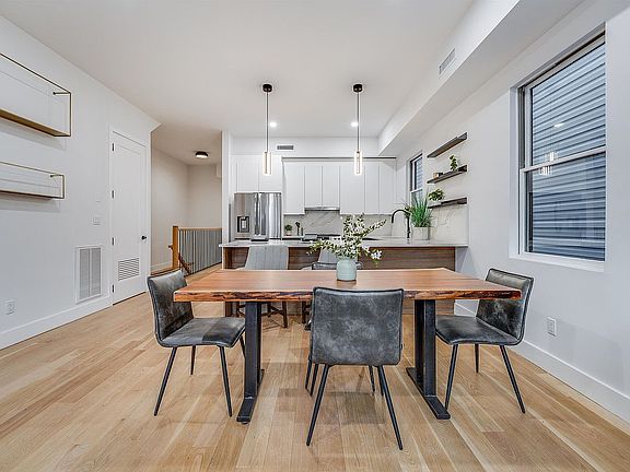 5th image of 120 Harrison Ave #1A
