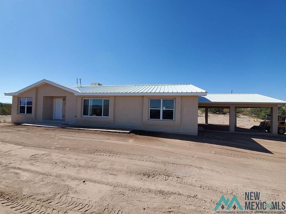 1st image of 8 Arabian Cir