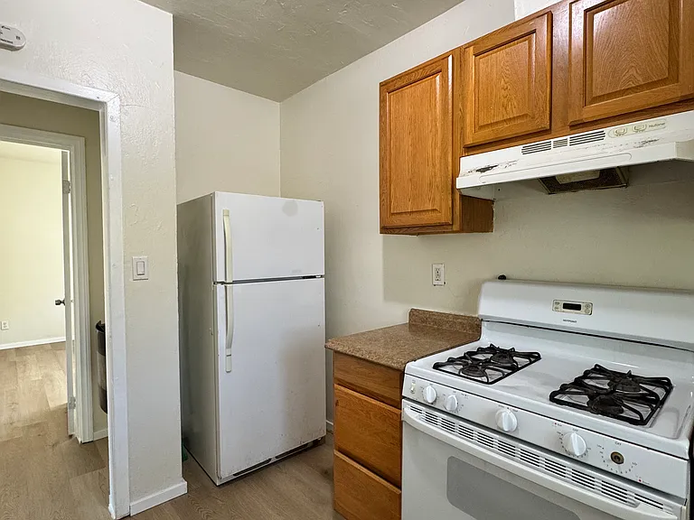 3863 Franklin Ave #3863 — Photo 11