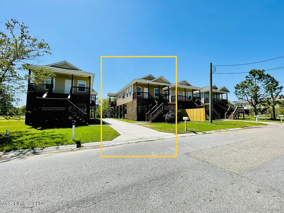 301 Lac Bleu Ave UNIT B, Pass Christian, MS 39571 Zillow