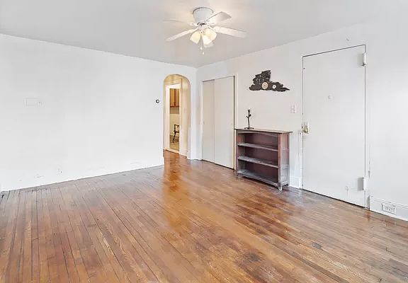 2nd image of 291 6th Ave