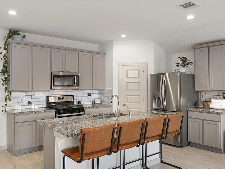 13517 Bonita Island Way — Photo 5