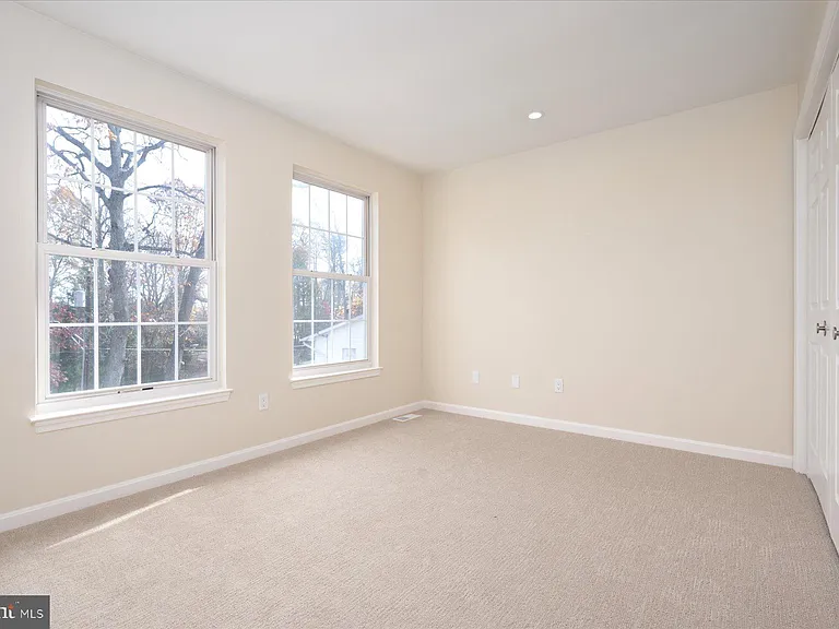 2942 Southaven Dr — Photo 22