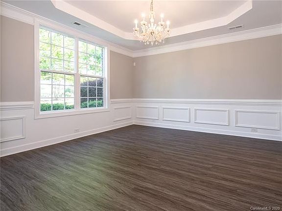 3rd image of 2409 Portstewart Ln