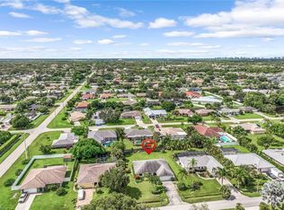 88 Erie Dr, Naples, FL 34110