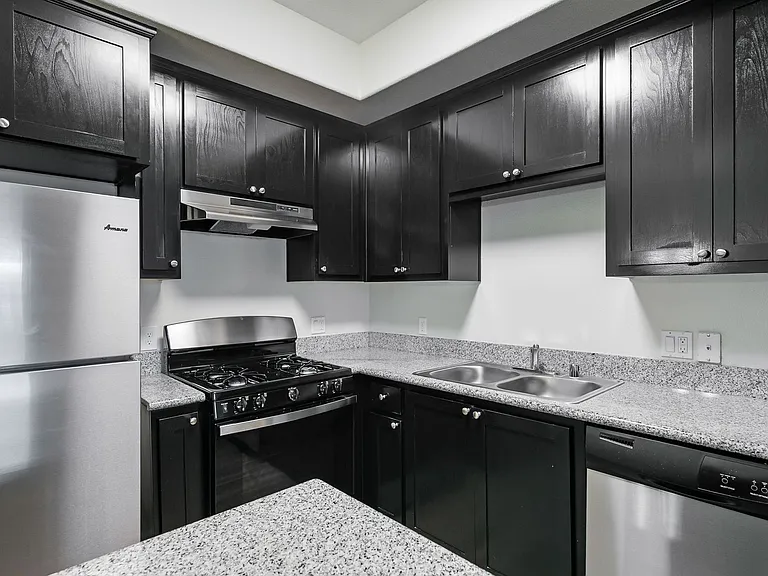 Luxe Ripon Apartments — Photo 11