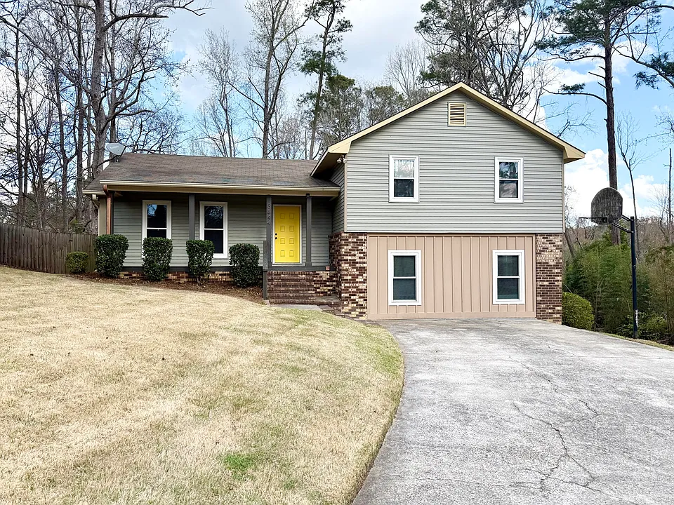 3844 Creek Ct