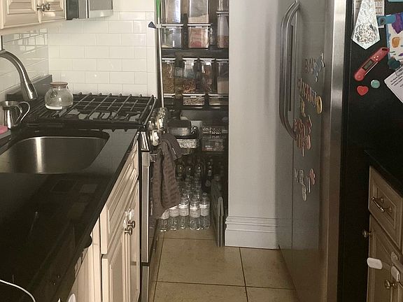 4th image of 330 E 58th St APT 1E