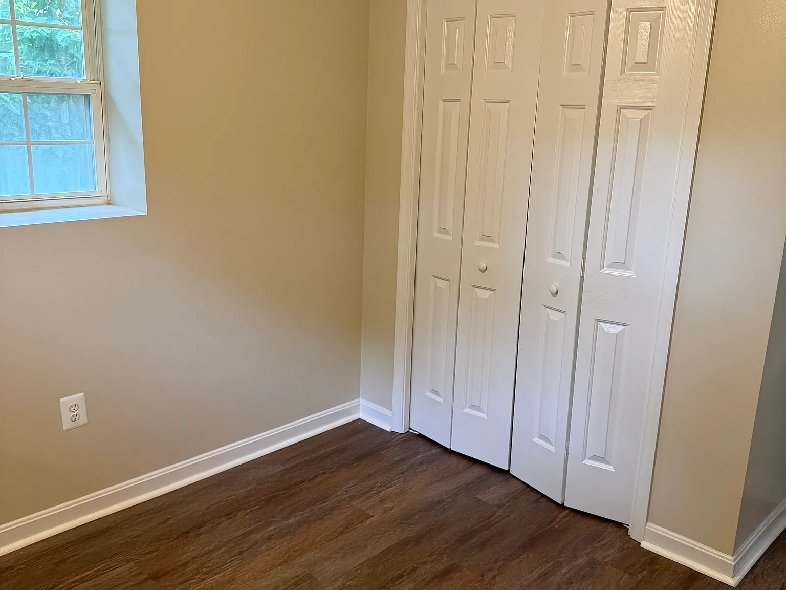 2 bed, 1000 sqft, $2,000 — Photo 3