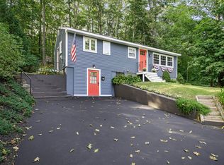 129 Narragansett St, Gorham, ME 04038