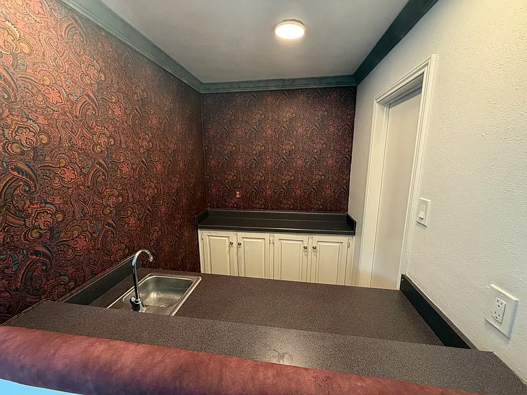 3201 Squireswood Dr — Photo 6