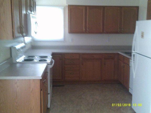 2nd image of 216 Pomeroy Dr