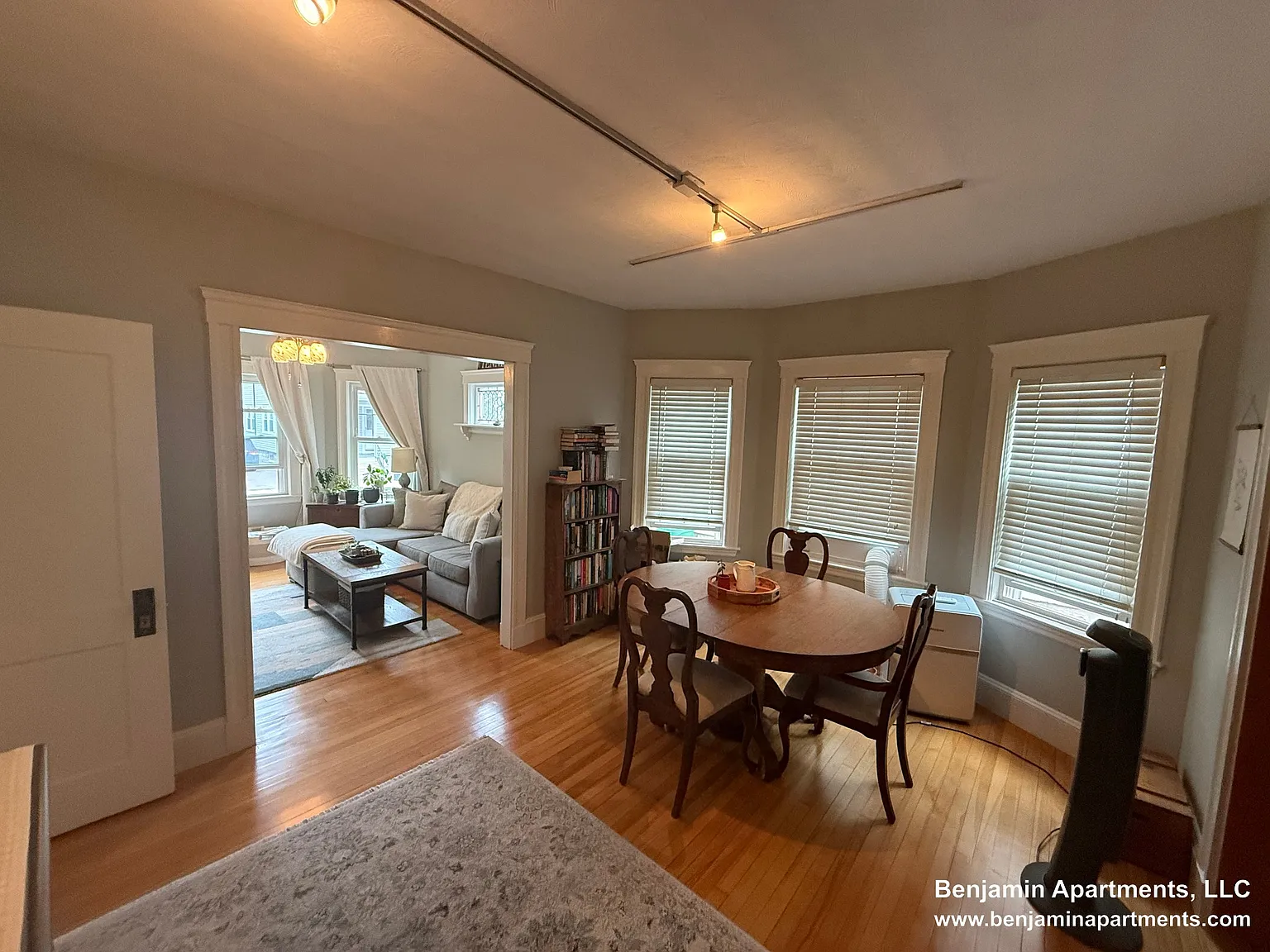2 bed, 9999 sqft, $3,500 — Photo 3