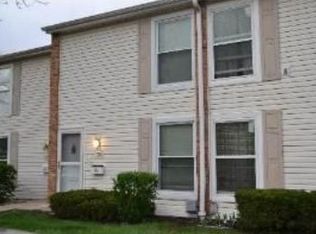 1704 Ardwick Dr, Hoffman Estates, IL 60169