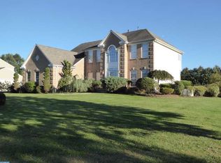 5 Fillipponi Ct, Bordentown, NJ 08505