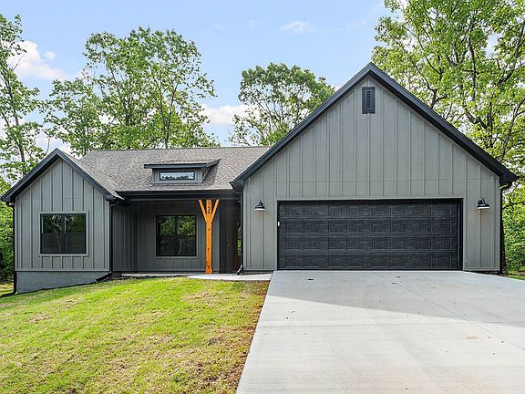 5th image of 28 Dumfries Dr